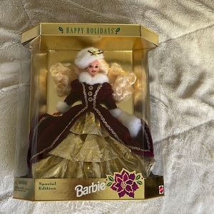 - NRFB 1996 Happy Holidays Barbie Doll 🎄